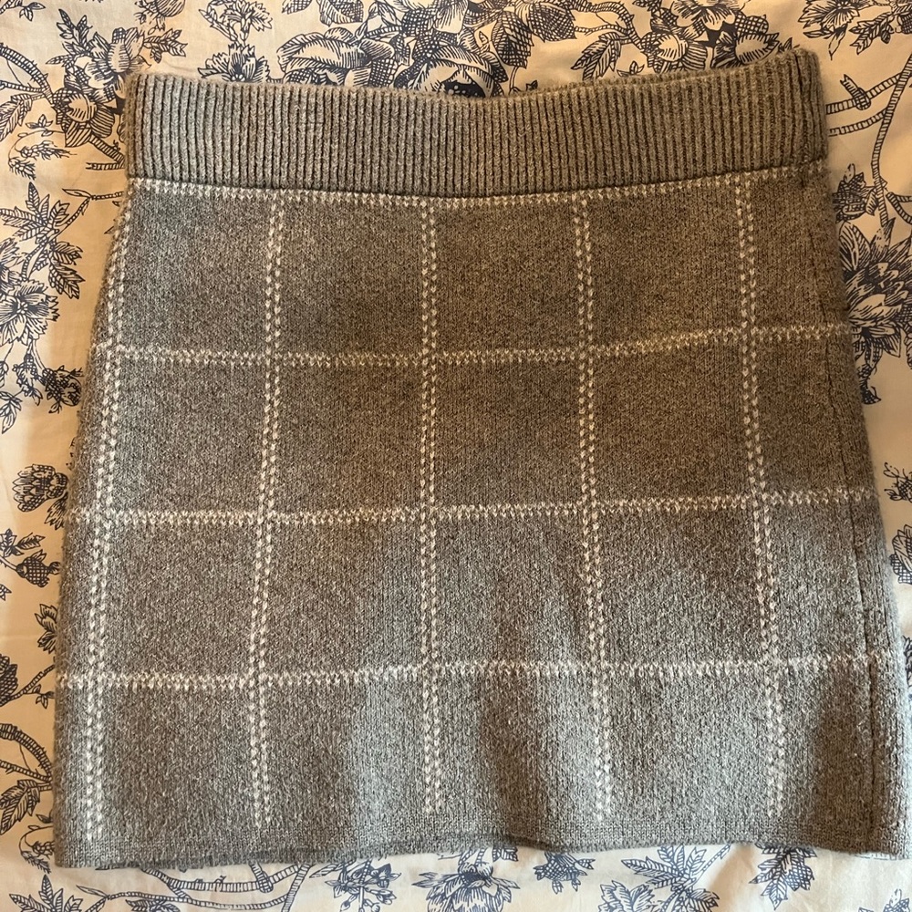 Sweater skirt